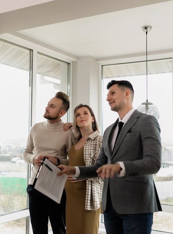 Licensed real estate broker Timbergrove Houston TX — Aida Younis Team awards and track record